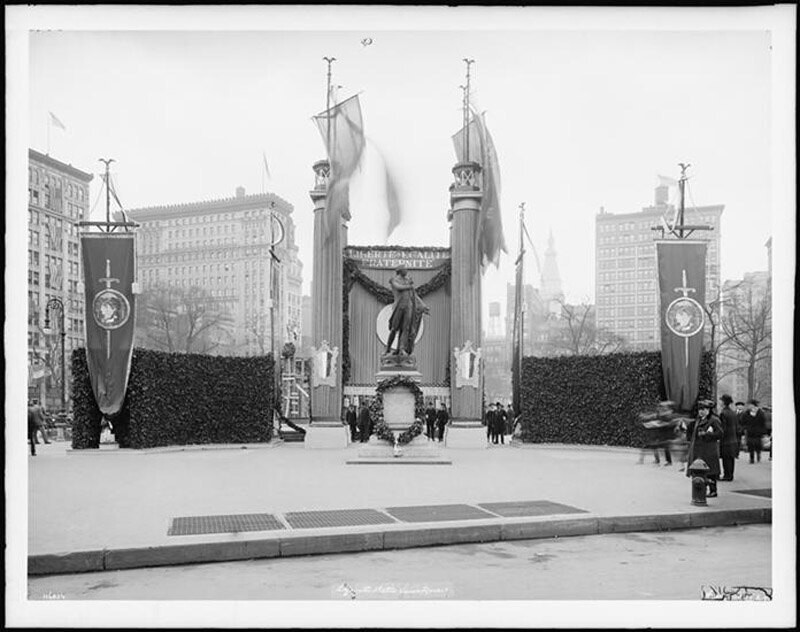 Lafayette Statue Union Square 1917