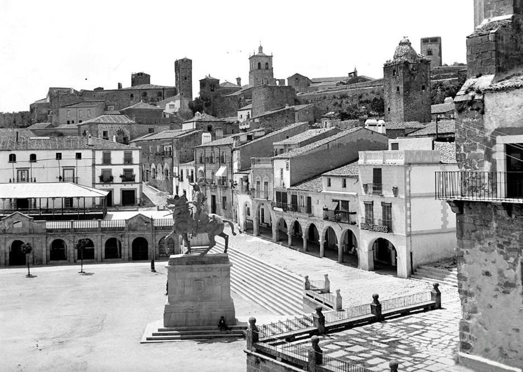 Trujillo, Plaza Mayor