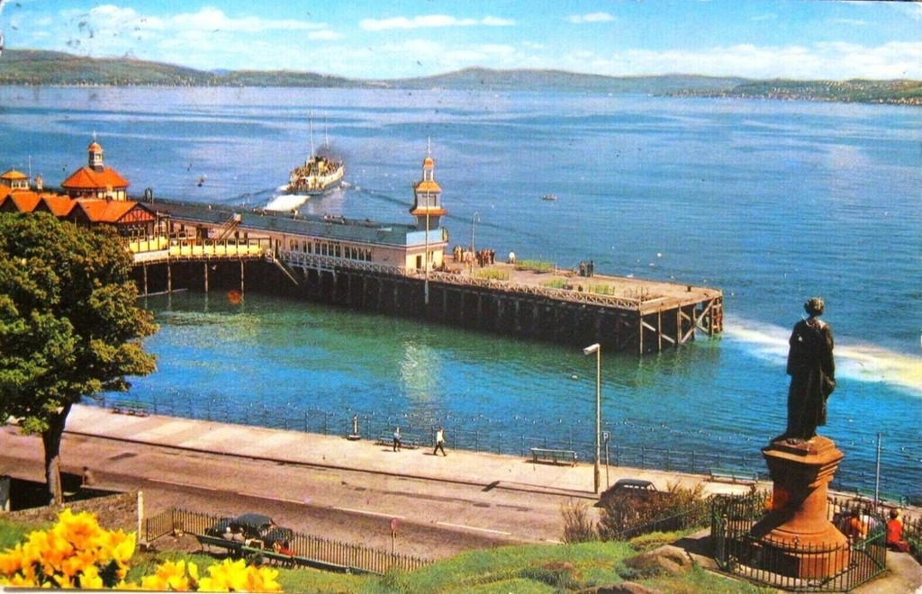 Dunoon. Highland Mary Statue
