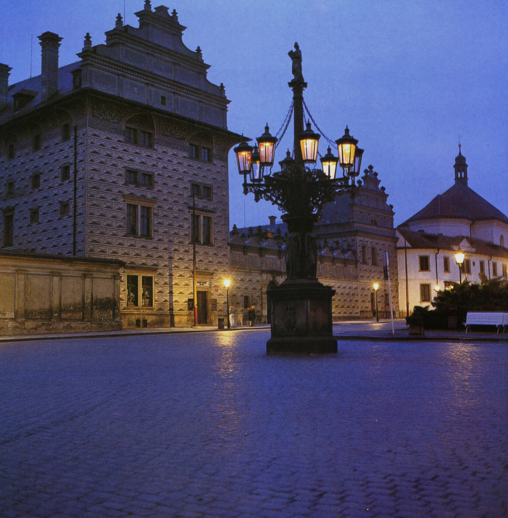 Hradčanské náměstí