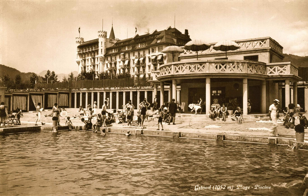 Gstaad. Royal Palace Hotel. Swimmingpool