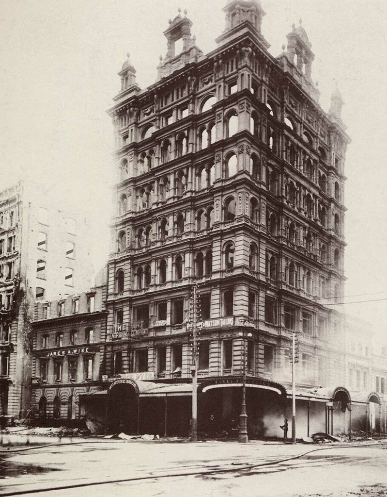 Fink's Building, north-east corner of Flinders and Elizabeth Streets