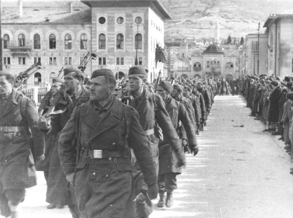 Partizanes enter the free Mostar