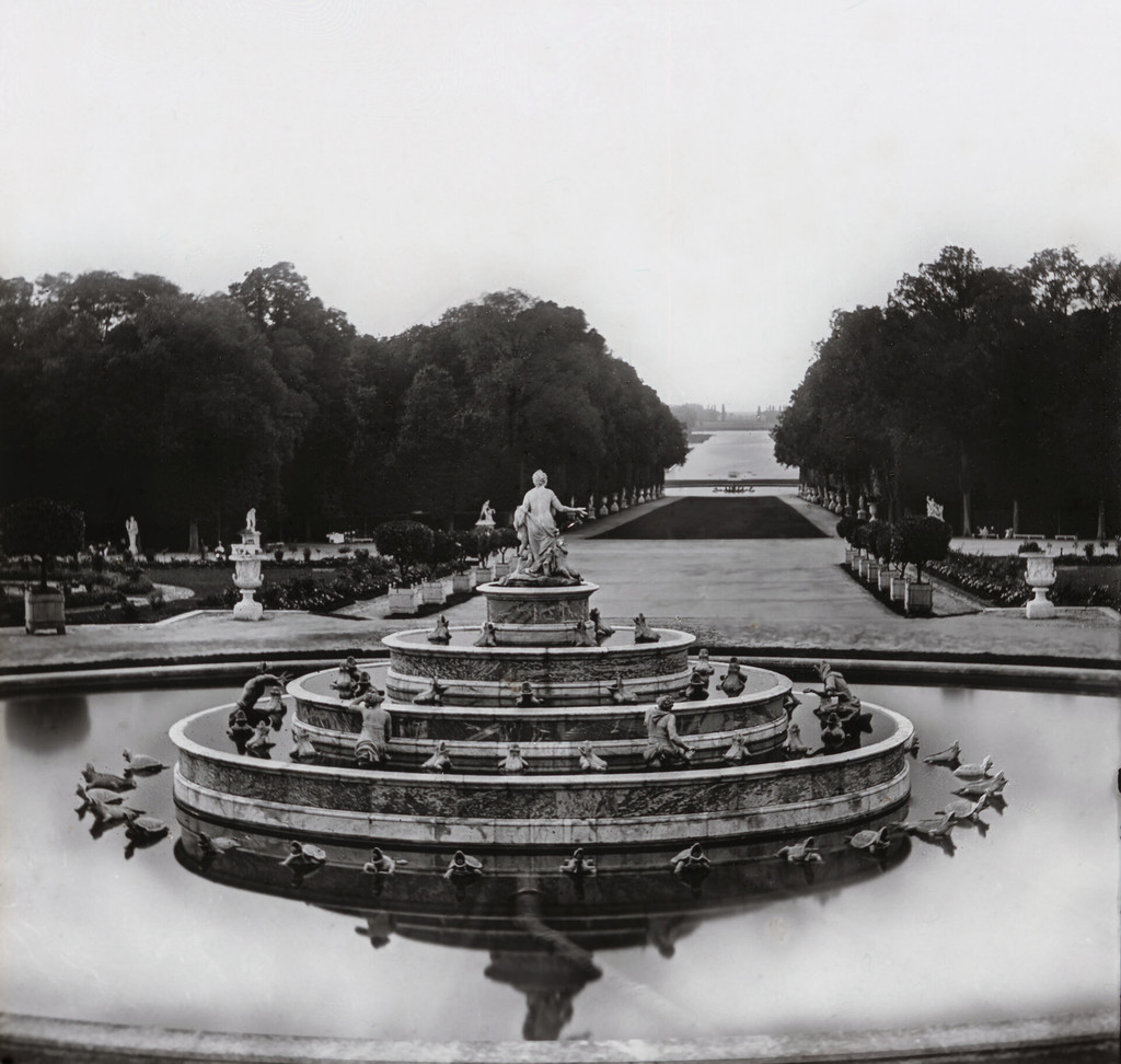 Parc de Versailles. Bassin des Grenouilles