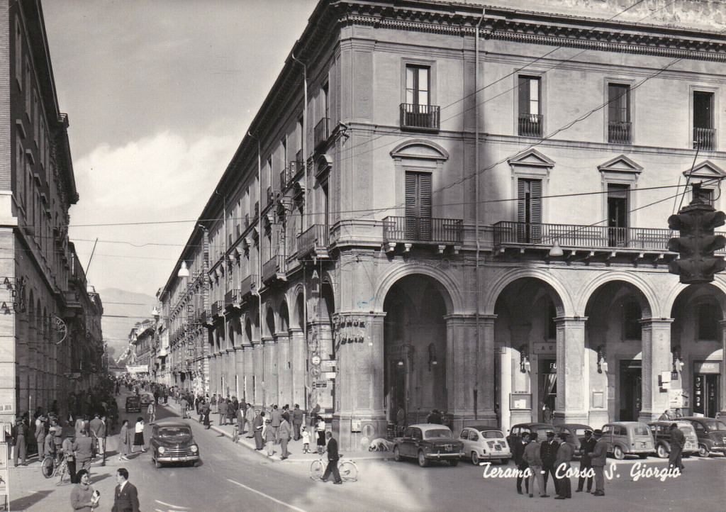 Teramo, Corso San Giorgio