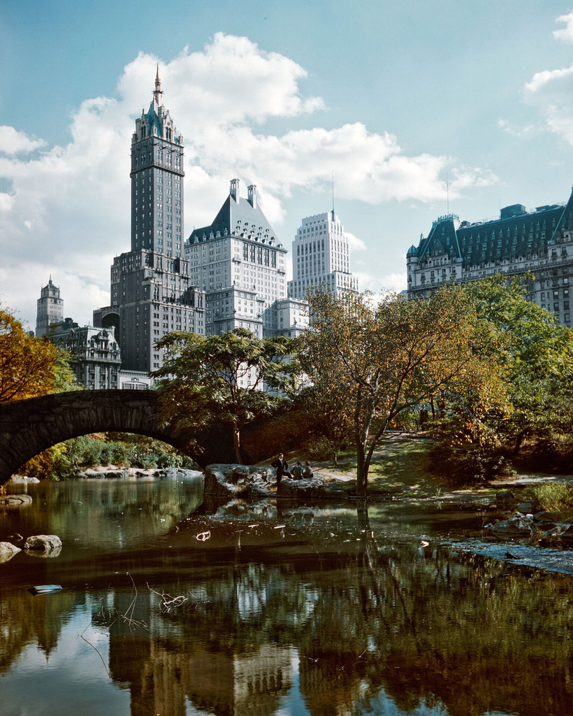 Central Park. 59th Street Plaza and Sherry Netherlands Hotels springtime