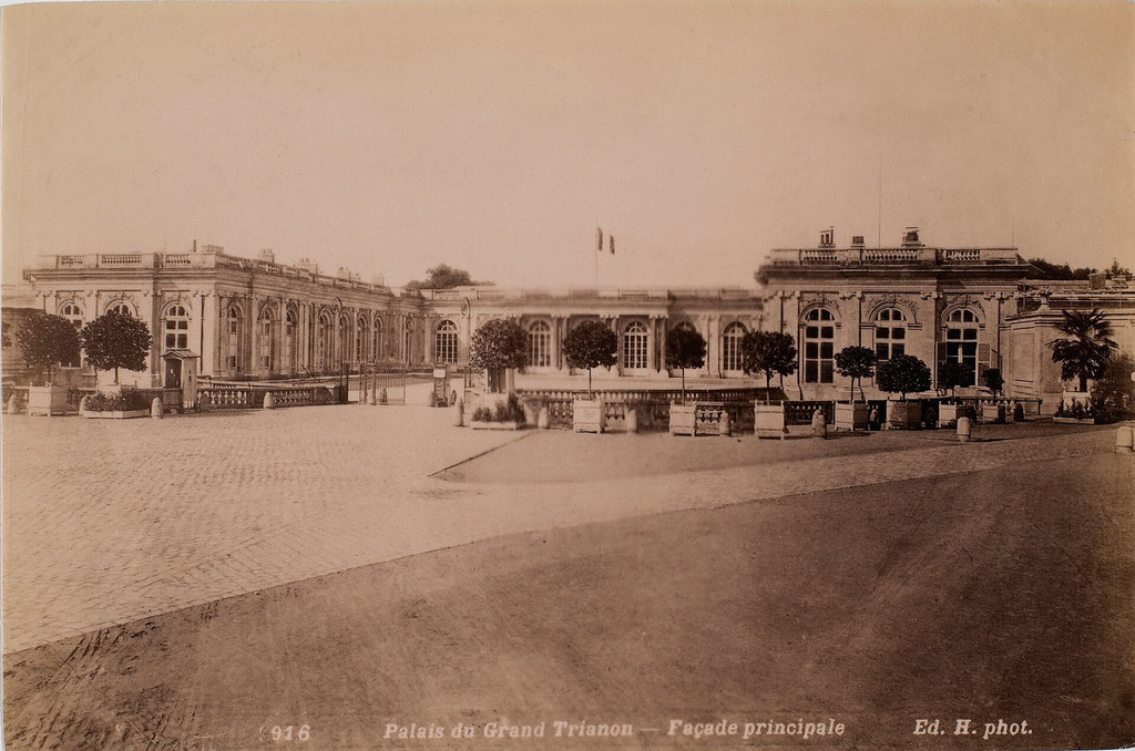 Versailles. Palais du Grand Trianon. façade principale