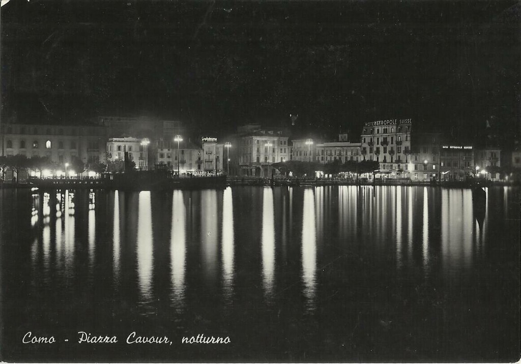 Como, Piazza Cavour di notte