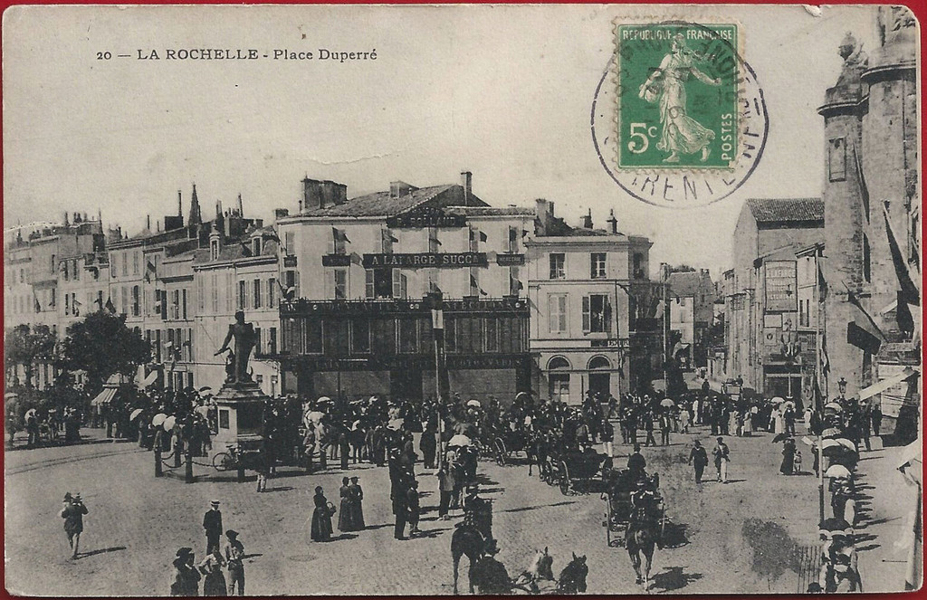 La Rochelle. Place Duperré