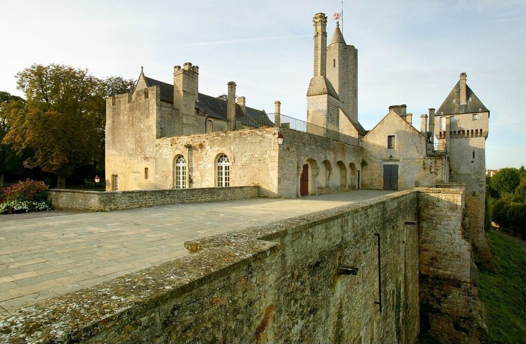 Creully - Château médiéval