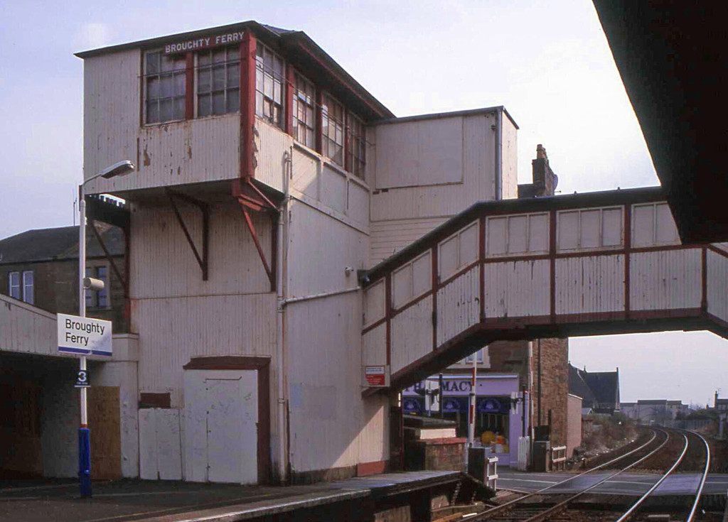 Broughty Ferry signal box