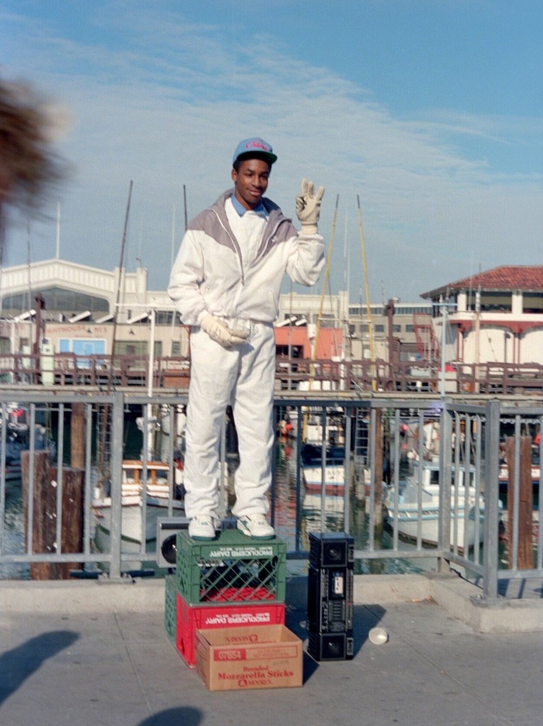 Fisherman Wharf. Street performer