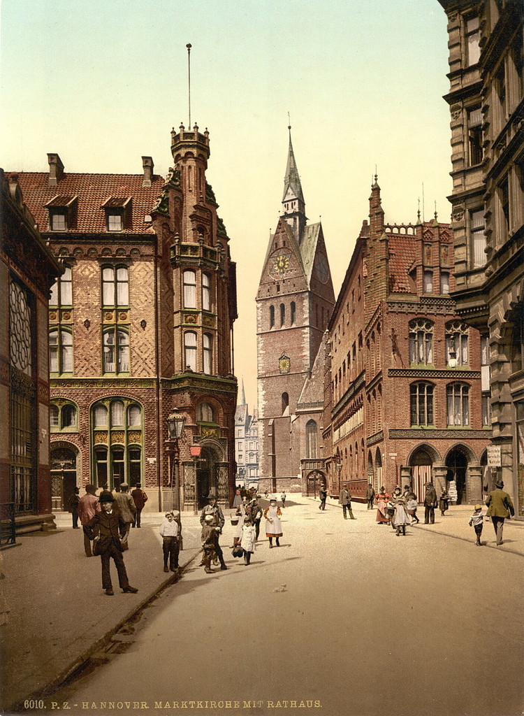 Marktkirche mit Rathaus