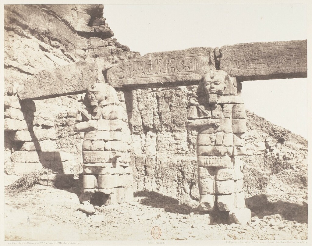 Beni Hasan. Colossi Ramses II