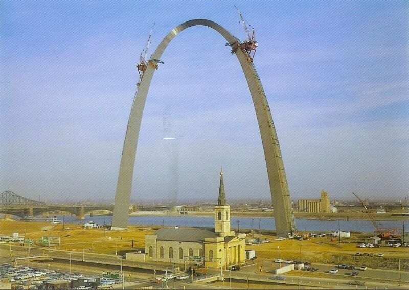 Building the St. Louis Gateway Arch