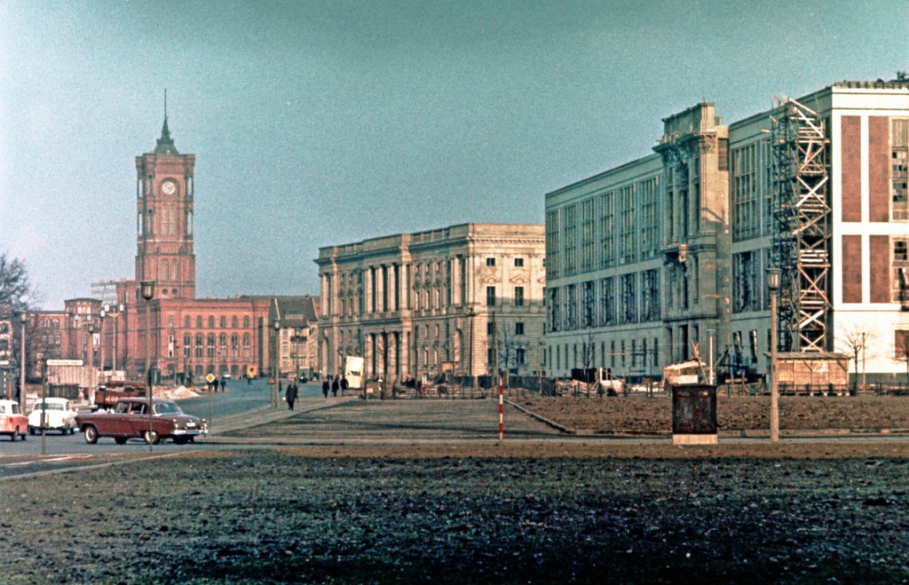 State Council of East Germany and Rotes Rathaus