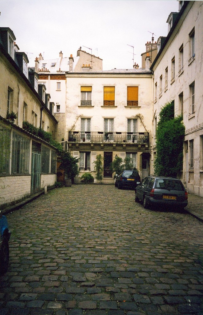 Cour, rue Daval 21