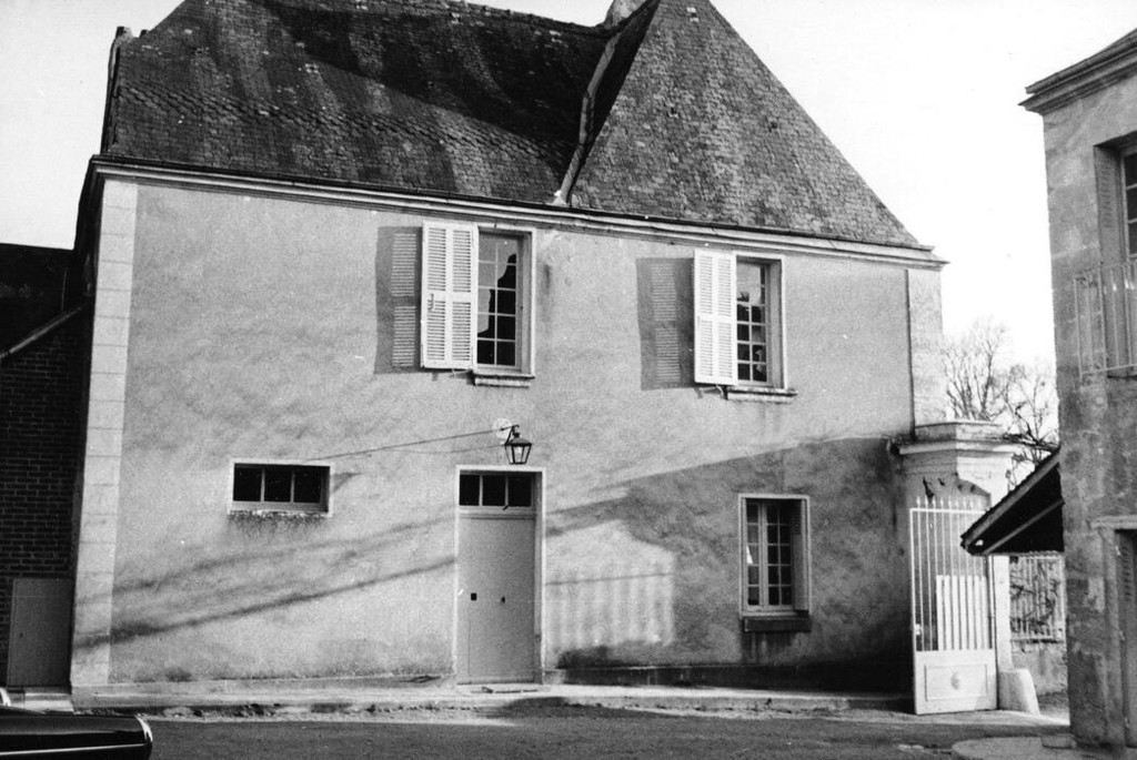 Manoir du Clos de Pouvray : Façade ouest, vue générale