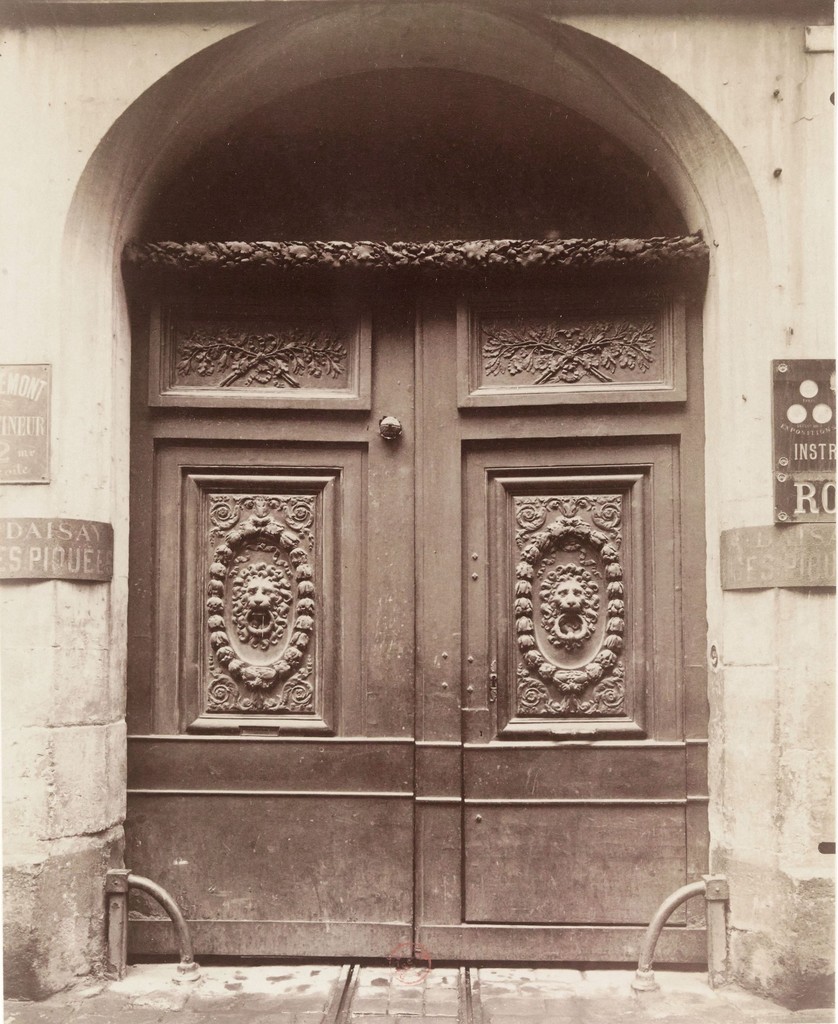 Porte 8 rue de Braque
