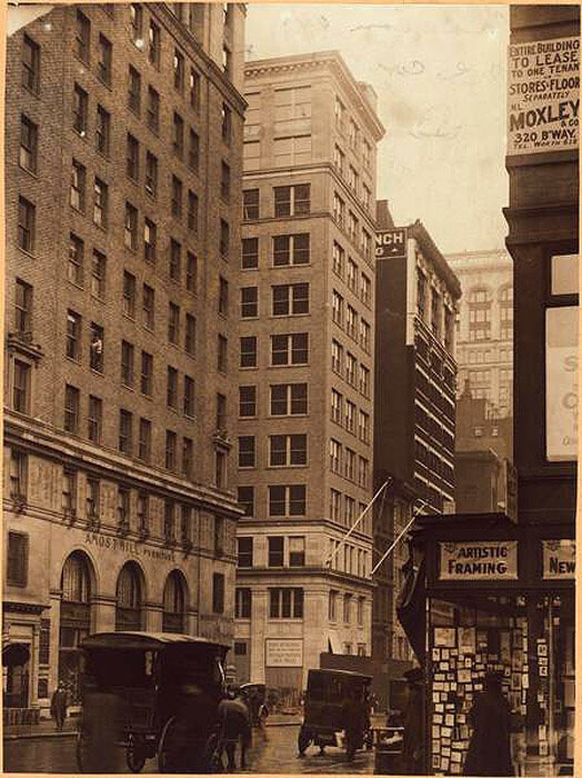 Madison Avenue, west side at 32nd Street, seen from the S.W. corner of 33rd Street