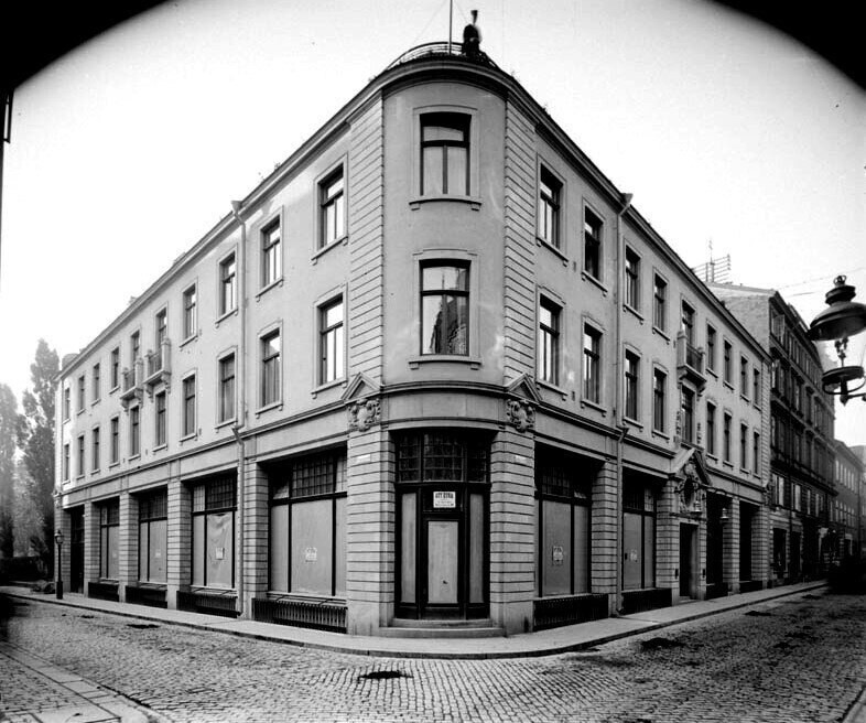 Hörnet Klara Östra Kyrkogata 7 / Klarabergsgatan 31 t.h.