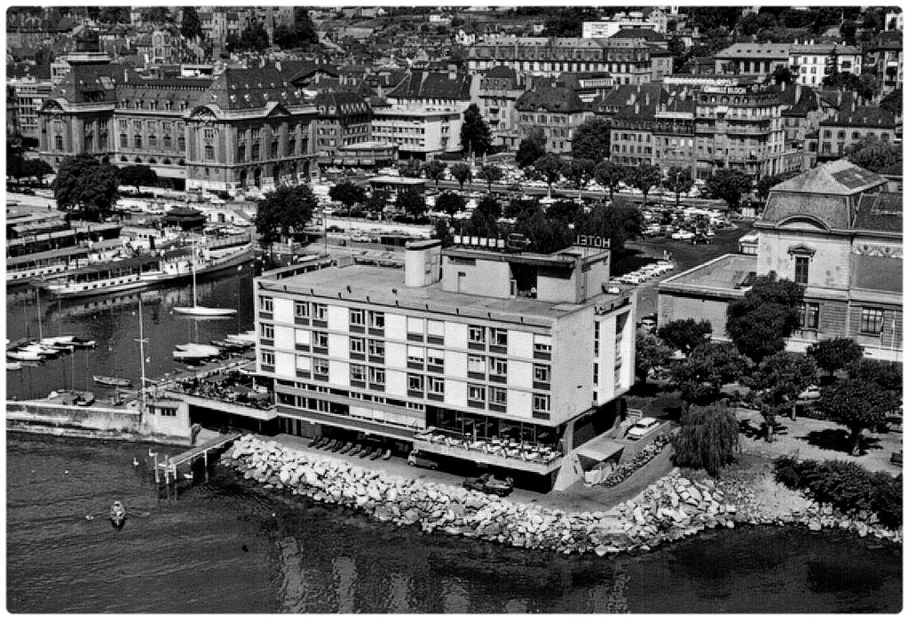 L'hôtel Beaulac et le port de Neuchâtel