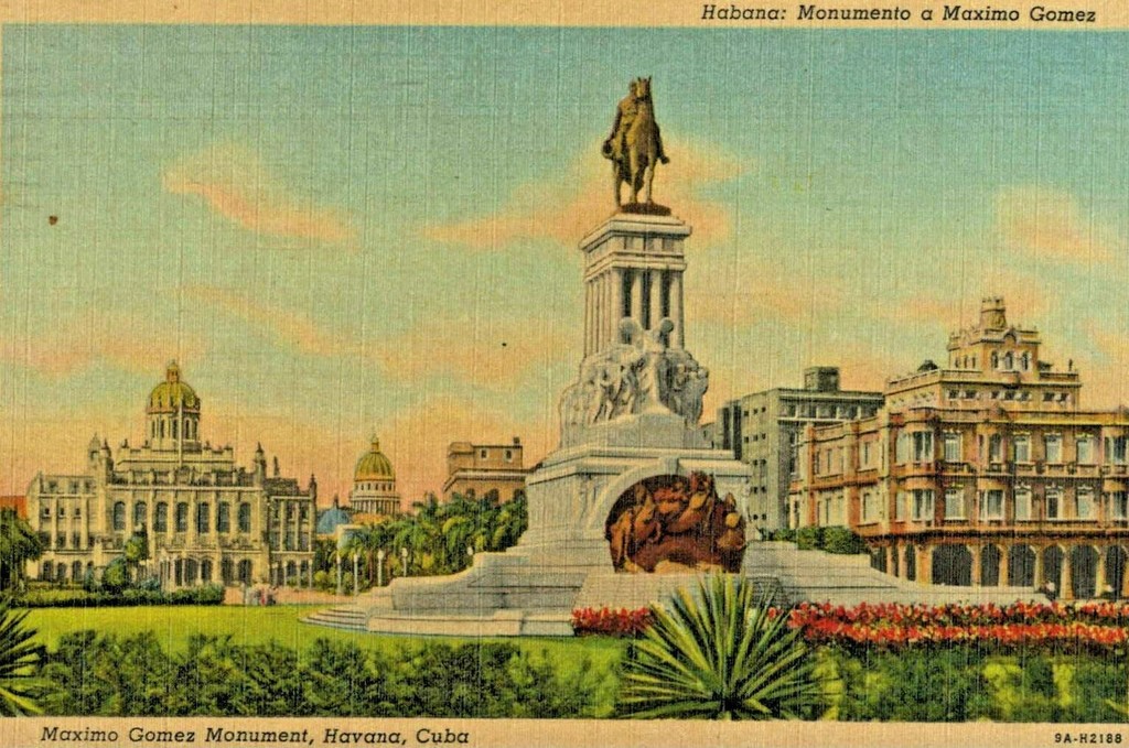Monumento a Máximo Gómez & Palacio Presidencial