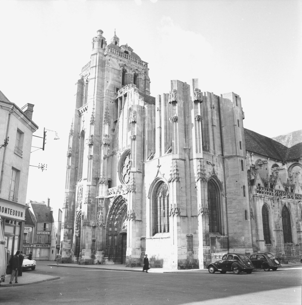 Église Saint-Pierre de Dreux