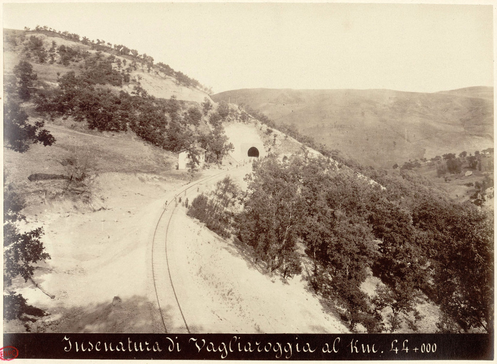 Linea Termoli-Campobasso. Insenatura di Vagliaroggia al km 44.000