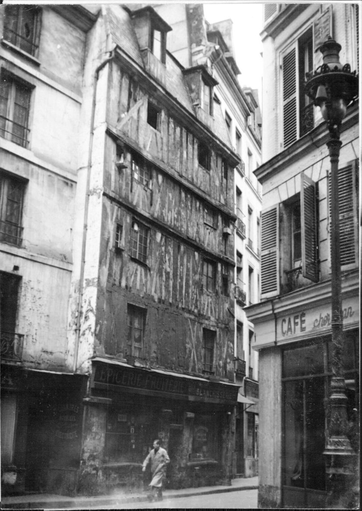 Quartier des Archives, rue Volta, la plus vieille maison de Paris