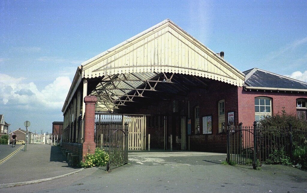 Severn Beach station: the terminus of a branch line from Bristol