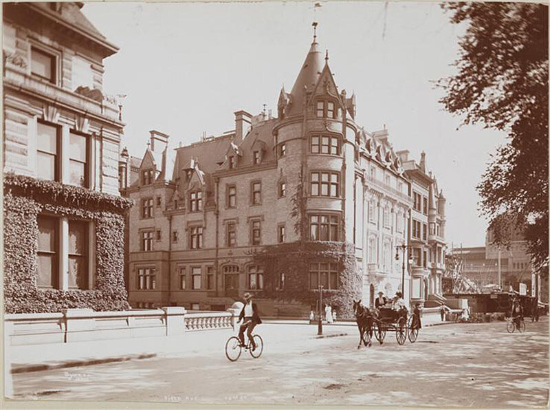 Fifth Ave. 1901 South from 78th Street.