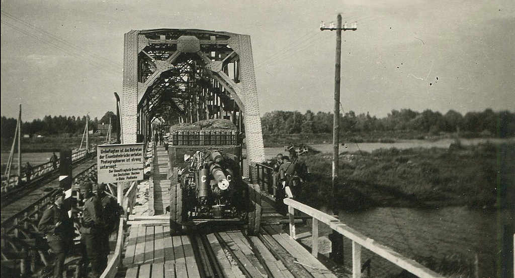 Most kolejowy na rzece Bug (Чыгуначны мост цераз Буг)