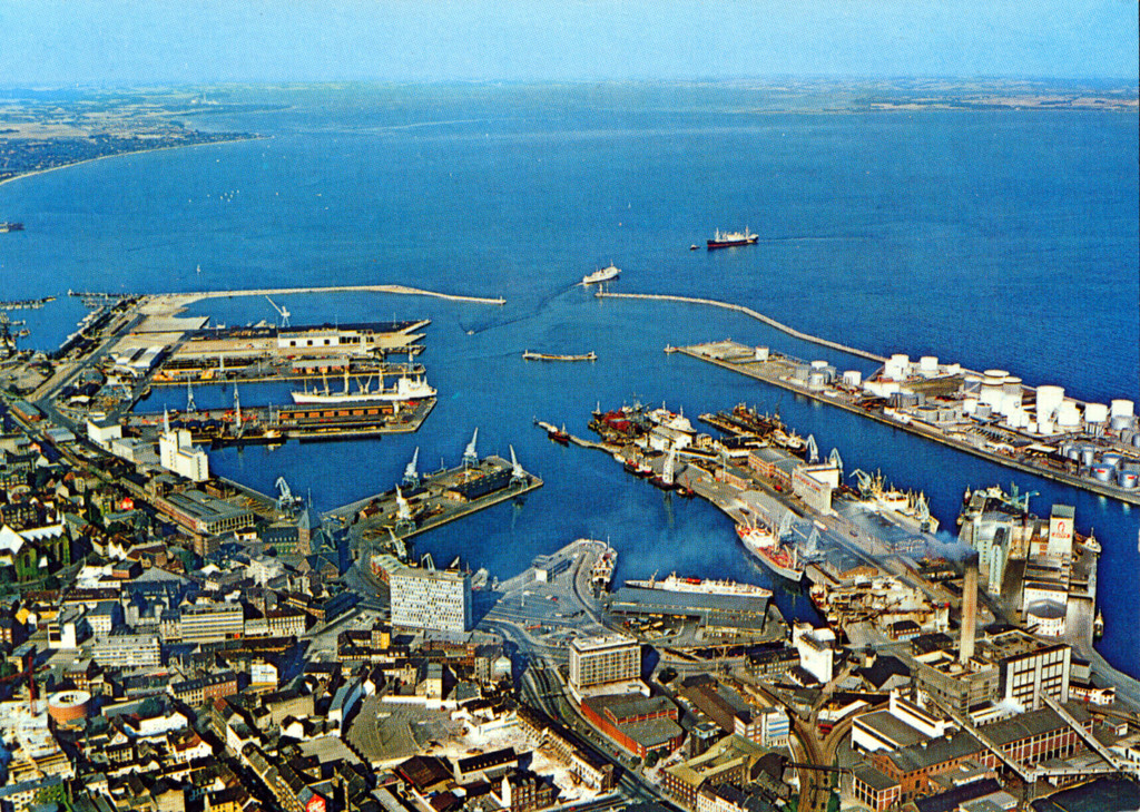 Luftfoto of Århus havn