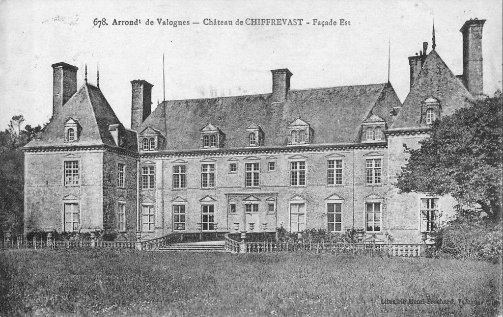 Château de Chiffrevast - façade est