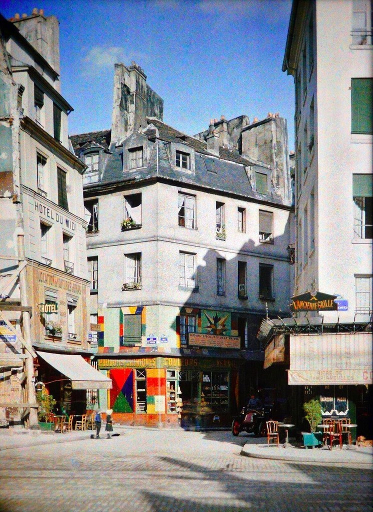 L'angle des rues Saint-Jacques, Galande et Saint-Julien-le-Pauvre
