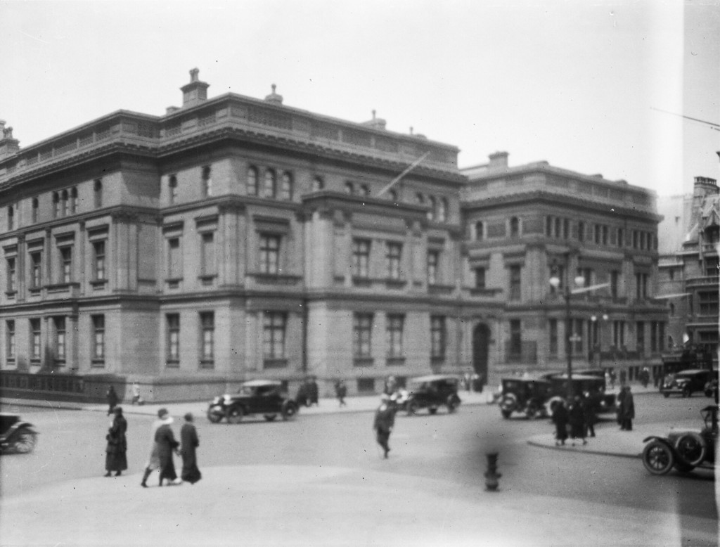 William H. Vanderbilt residence. 5th Avenue and 51st Street