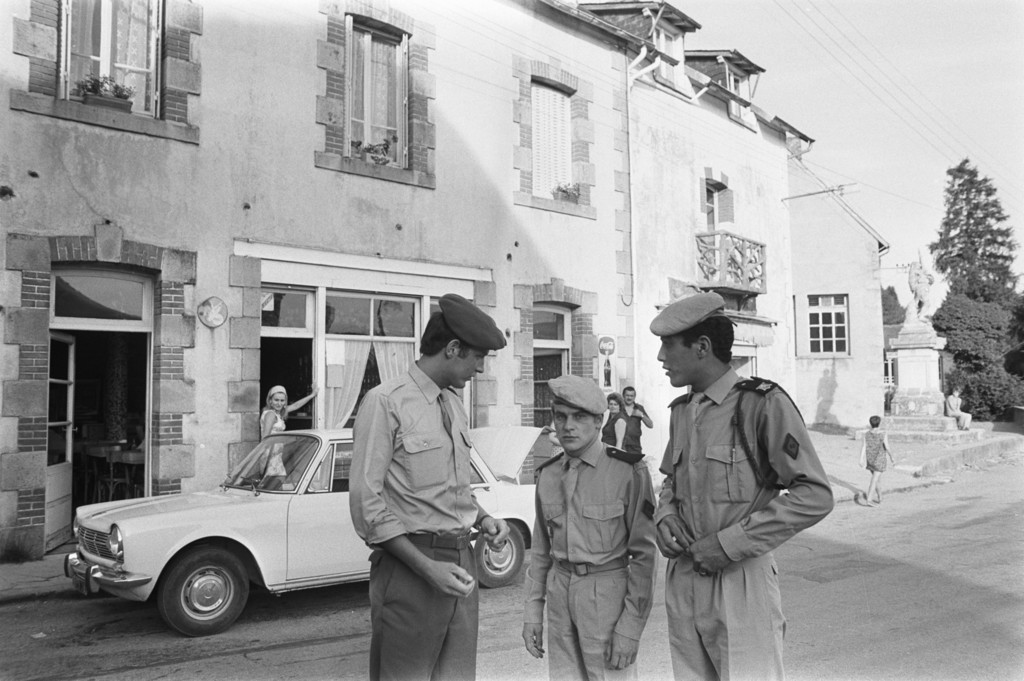 Les soldats hollandais à La Courtine. Rue de la Gasne