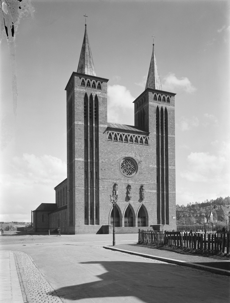 Katholische Minoritenkirche Maria Schutz