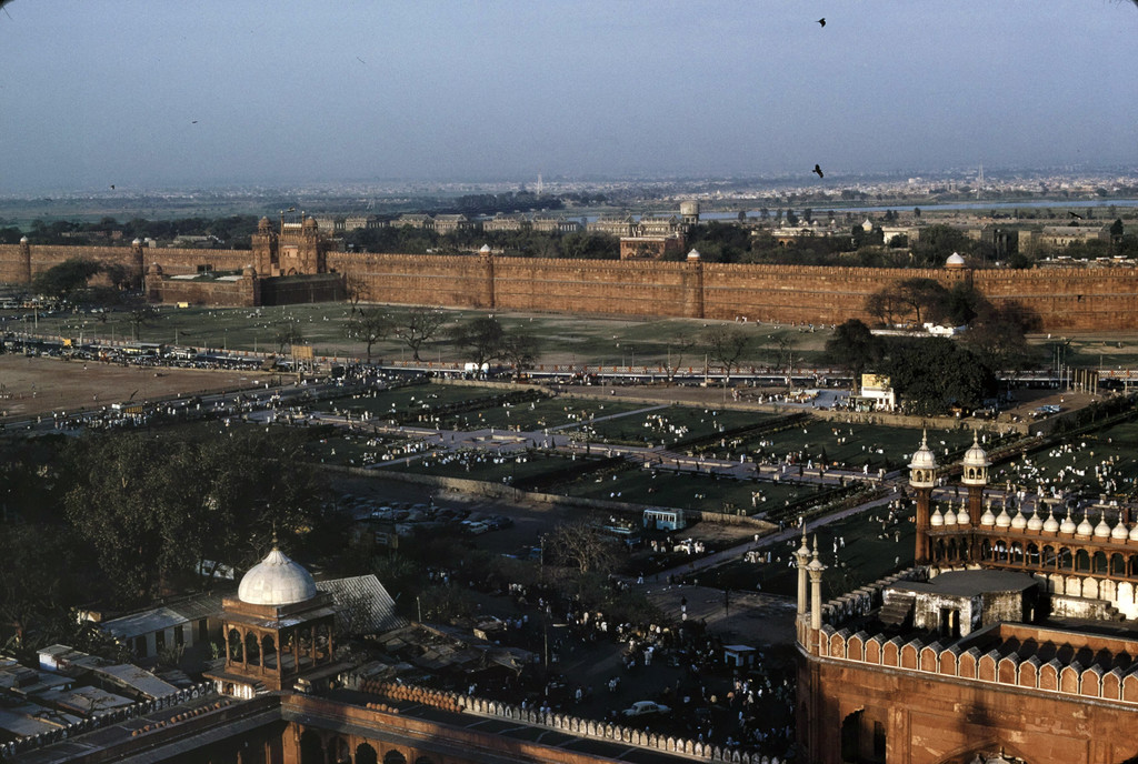 View of Red Fort from Jami Masjid