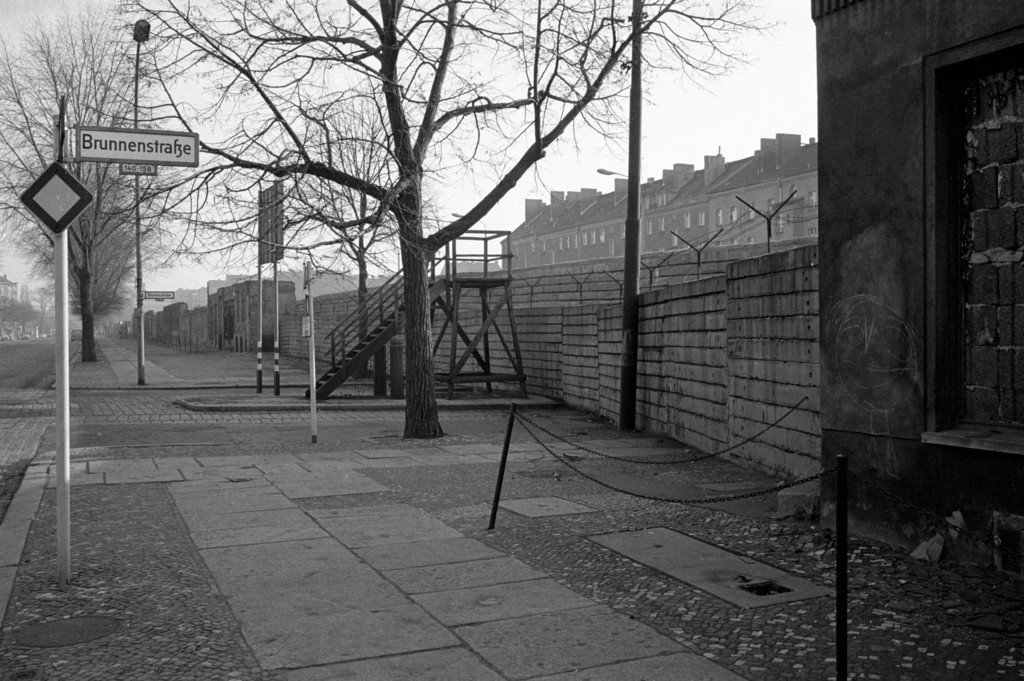 Die Berliner Mauer in der Bernauer Straße, Ecke Brunnenstraße
