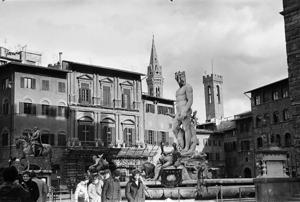Piazza della Signoria. Fontana del Nettuno
