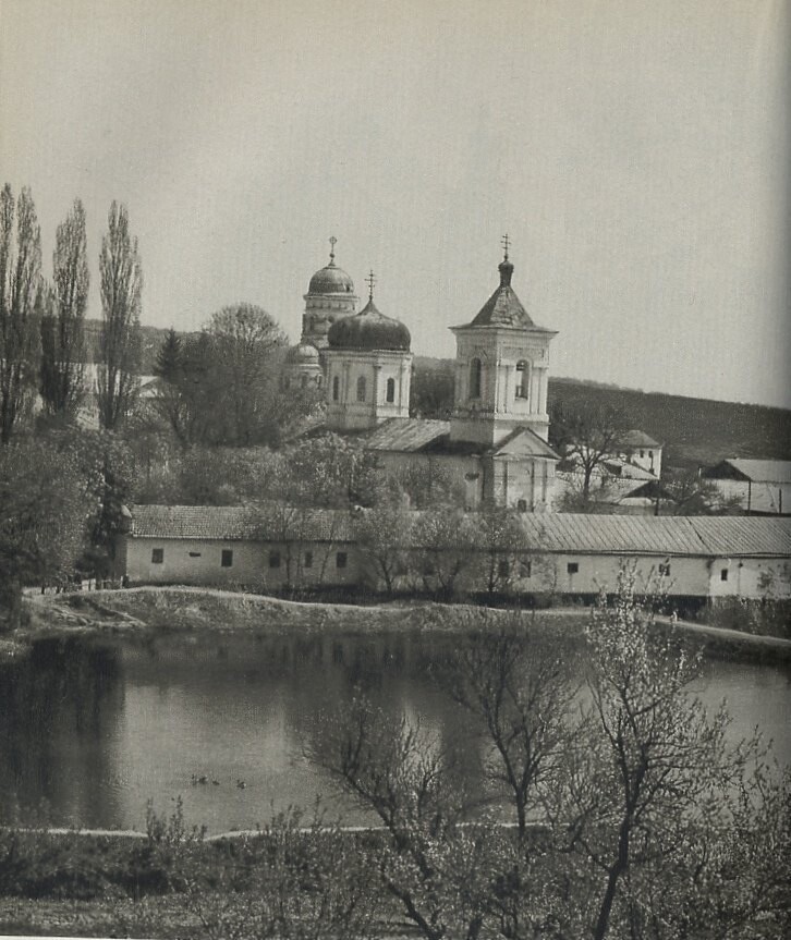 Kipriyano. Mănăstirea Adormirea Maicii Domnului