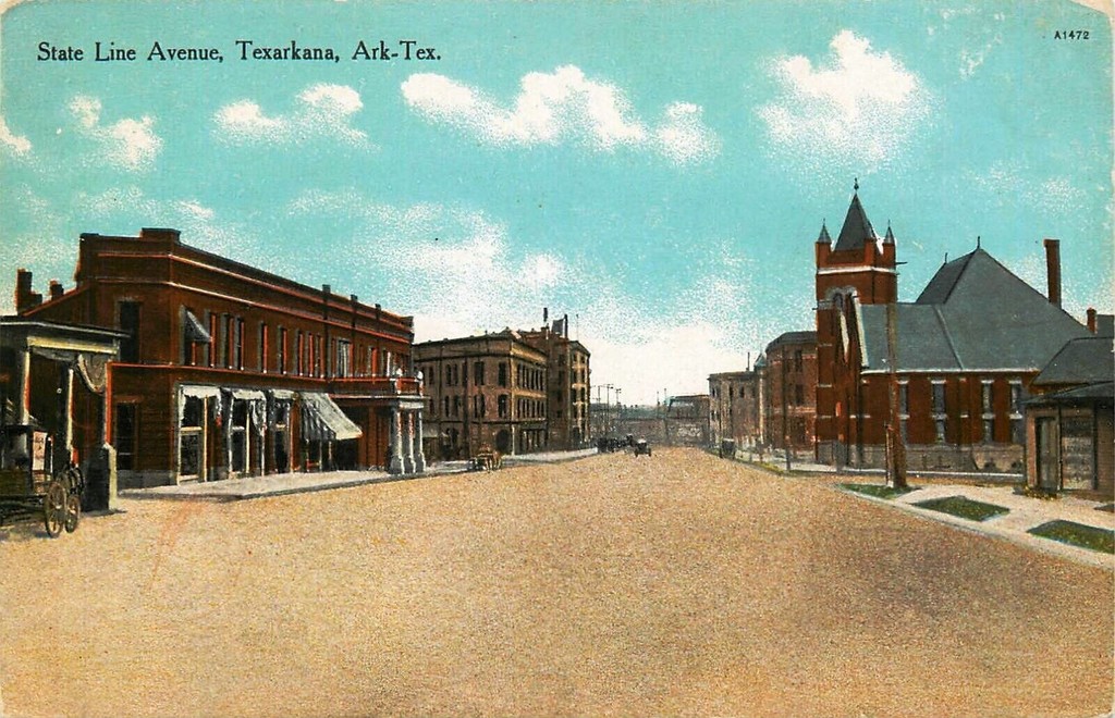 Texarkana. State Line Avenue