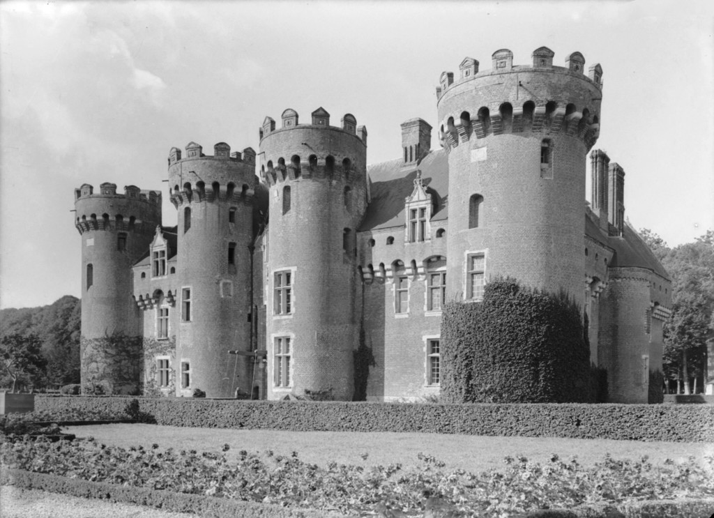 Château de Villebon : façade est