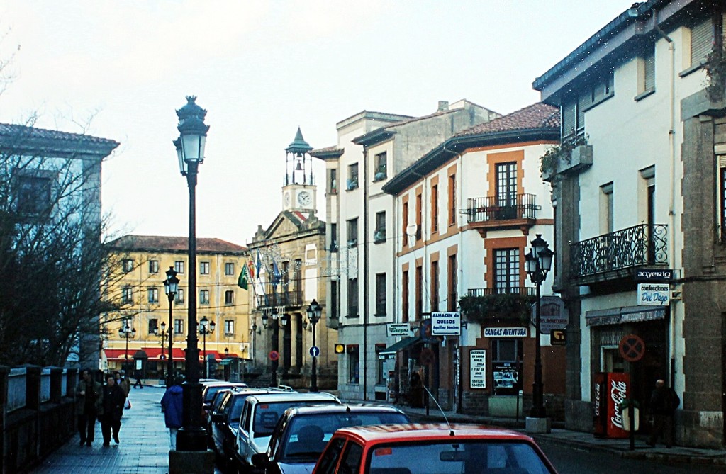 Cangas de Onis, Avenida Covadonga