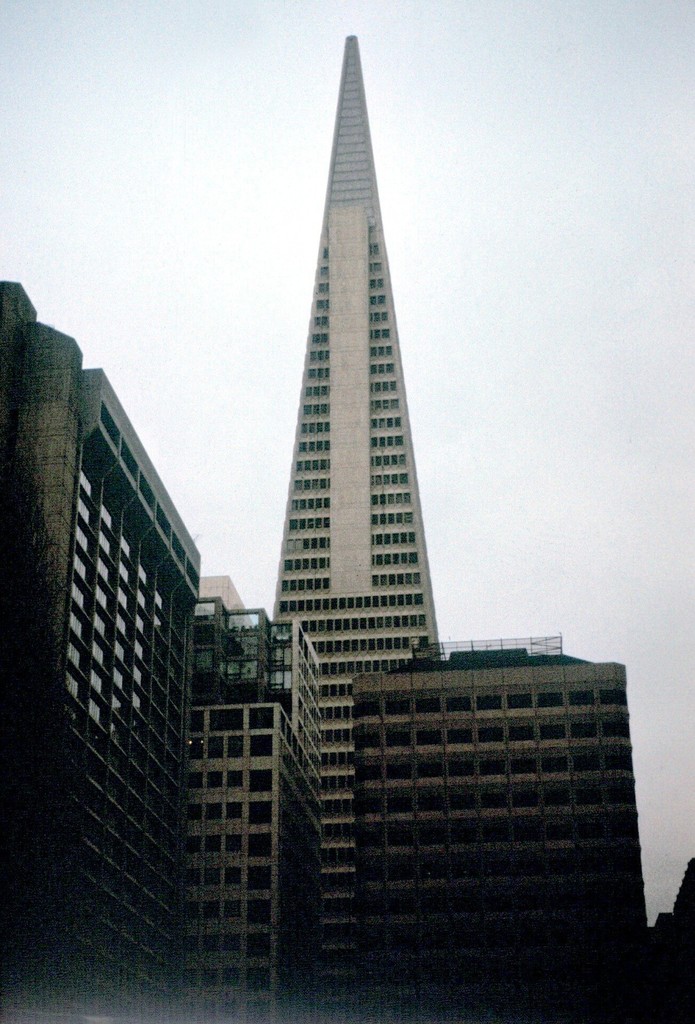 A view of the Transamerica Pyramid from Portsmouth Square