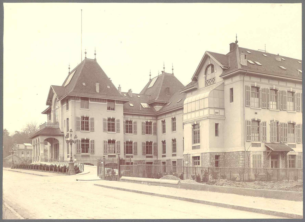 Hôpital cantonal de Genève. La Maternité