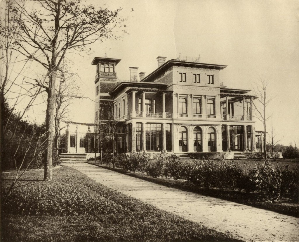 Villa Uytenbosch aan de Amsterdamsestraatweg te Baarn