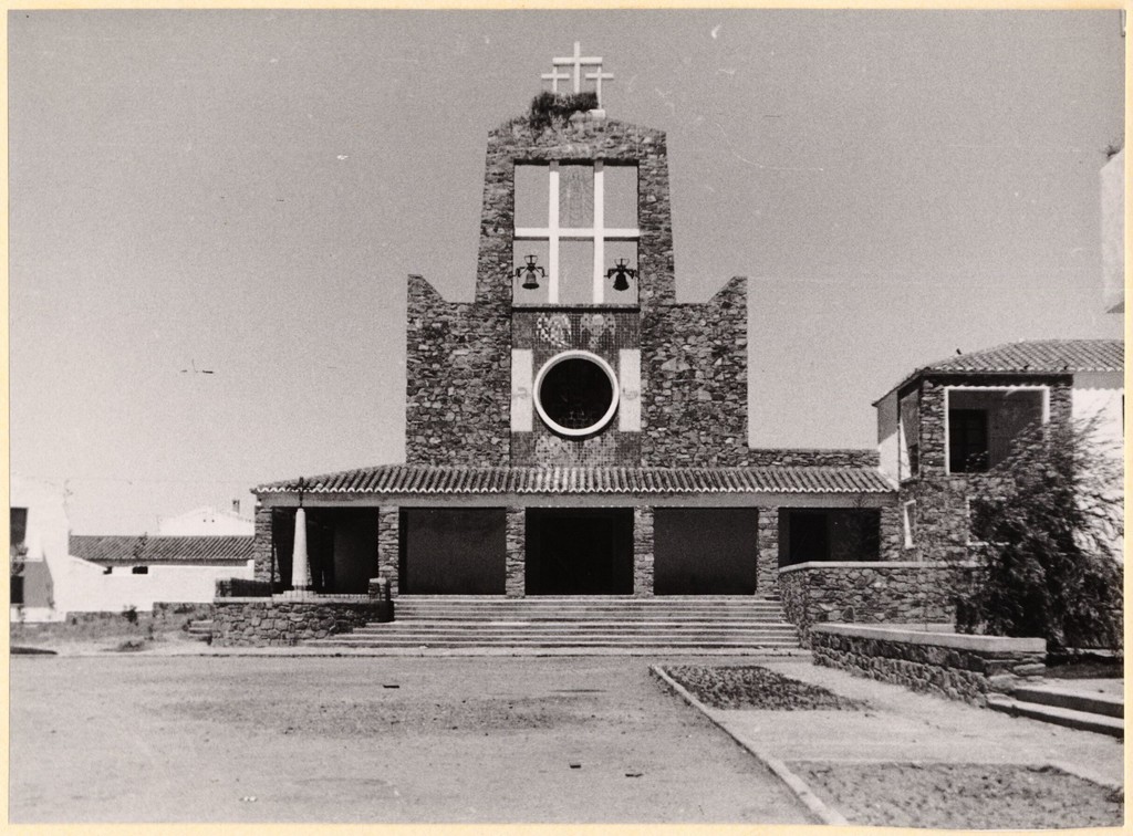 Vista exterior de la Iglesia del pueblo de Santa Quiteria